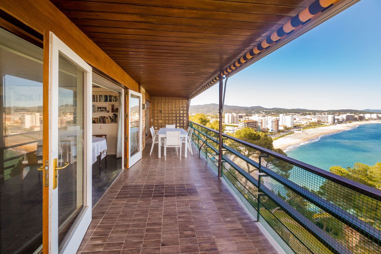 3 bedroom Flat for sale in Calonge i Sant Antoni with pool - € 875,000 (Ref: 9697826)