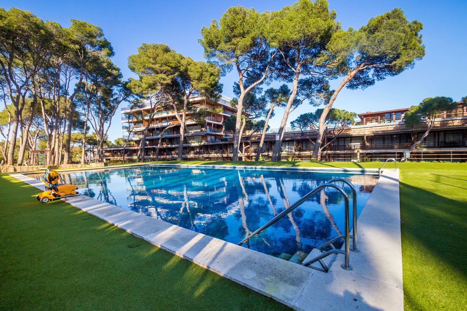 3 bedroom Flat for sale in Calonge i Sant Antoni with pool - € 875,000 (Ref: 9697826)