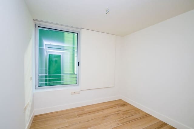 3 bedroom Flat for sale in Platja d'Aro, Castell-Platja d'Aro with pool - € 875,000 (Ref: 9731218)