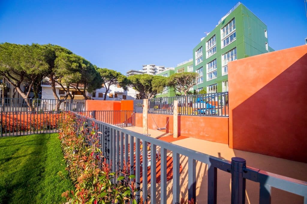 3 bedroom Flat for sale in Platja d'Aro with pool - € 875,000 (Ref: 9731218)