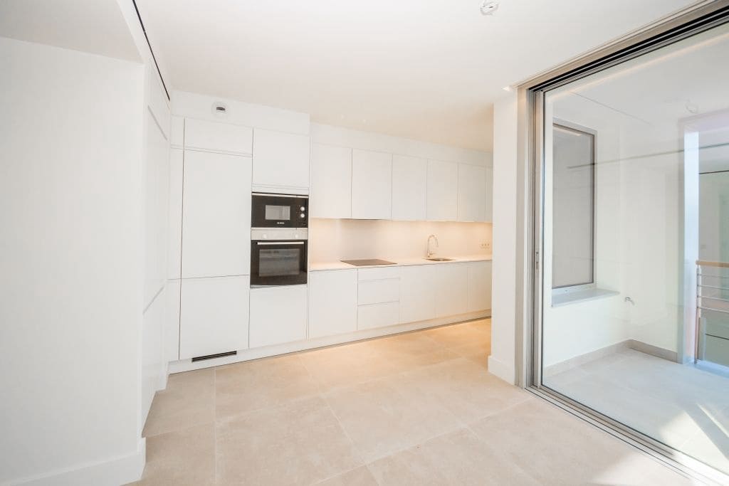 2 bedroom Beach Apartment for sale in Platja d'Aro with pool - € 898,000 (Ref: 9731220)