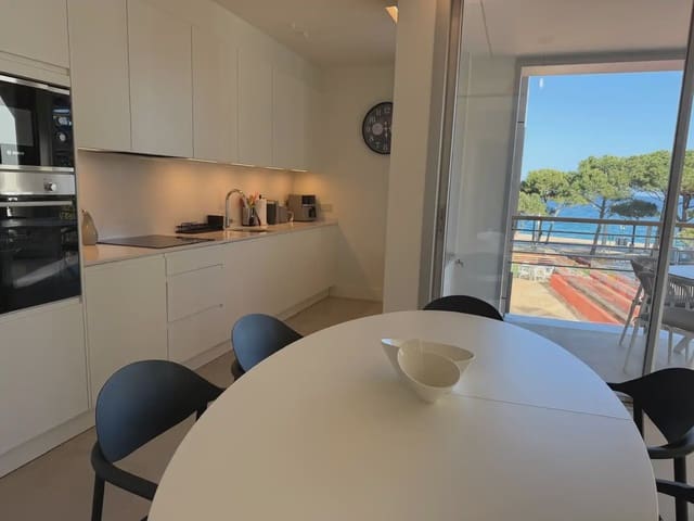 2 soverom Strandleiligheter til salgs i Platja d'Aro, Castell-Platja d'Aro med svømmebasseng - € 898 000 (Ref: 9731220)