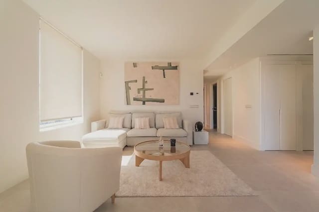 2 sypialnia Apartament przy plaży na sprzedaż w Platja d'Aro, Castell-Platja d'Aro z basenem - 898 000 € (Ref: 9731220)