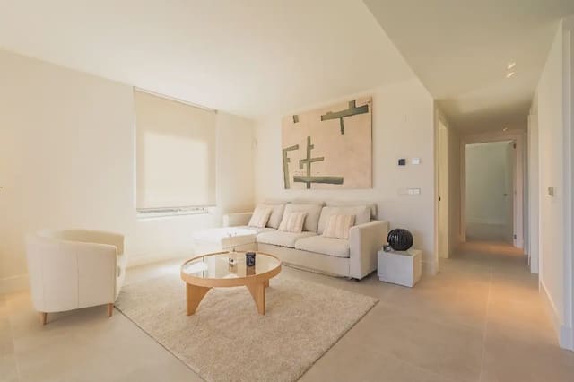 2 sypialnia Apartament przy plaży na sprzedaż w Platja d'Aro, Castell-Platja d'Aro z basenem - 898 000 € (Ref: 9731220)