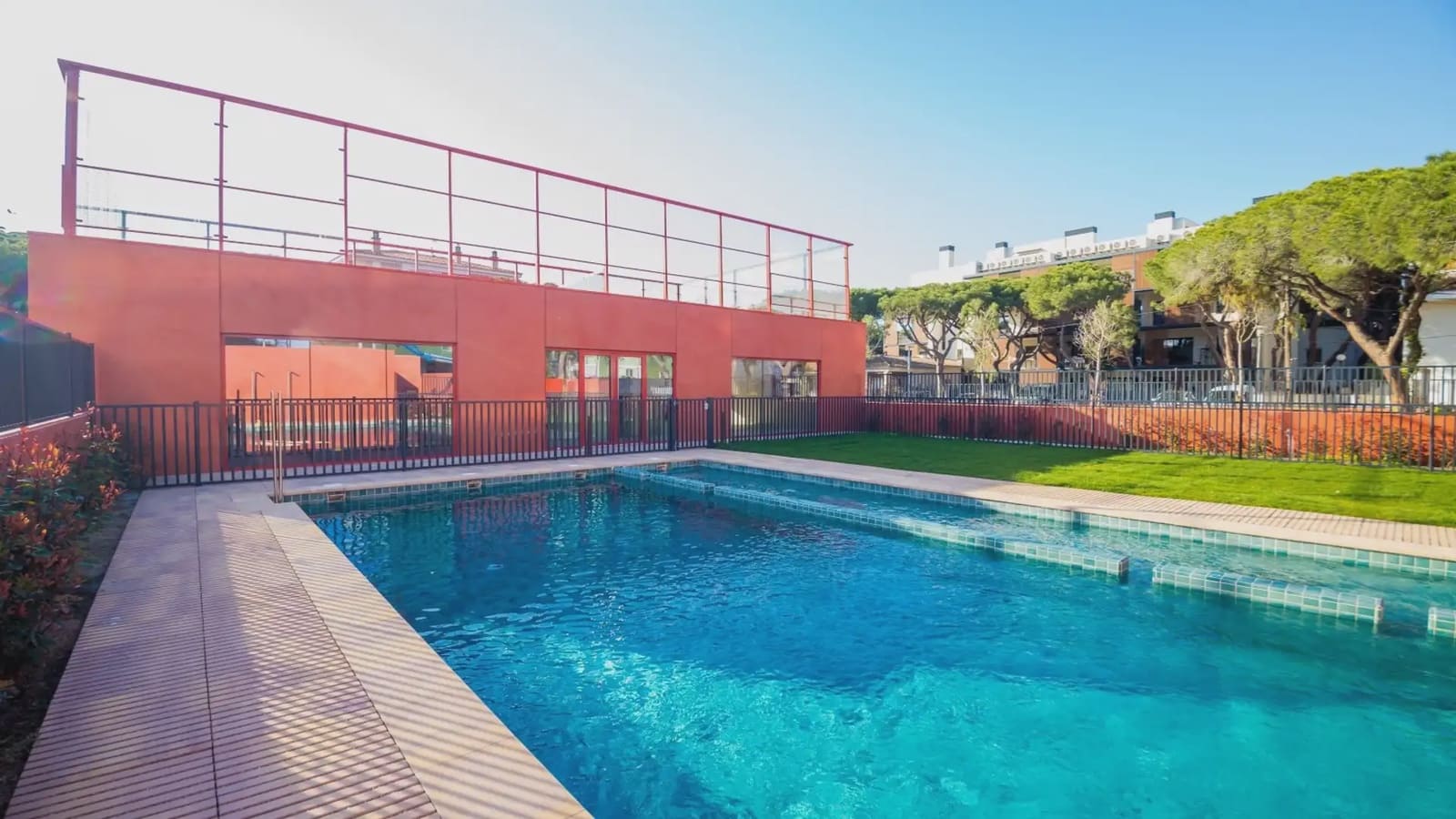3 bedroom Flat for sale in Platja d'Aro with pool - € 898,000 (Ref: 9733379)
