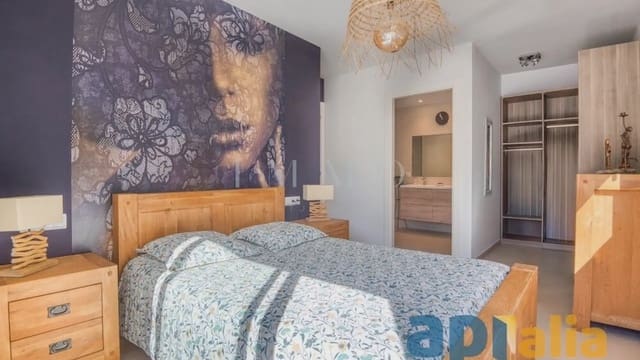 4 chambre Villa/Maison à vendre à Castell d'Aro, Castell-Platja d'Aro avec piscine - 790 000 € (Ref: 9733587)