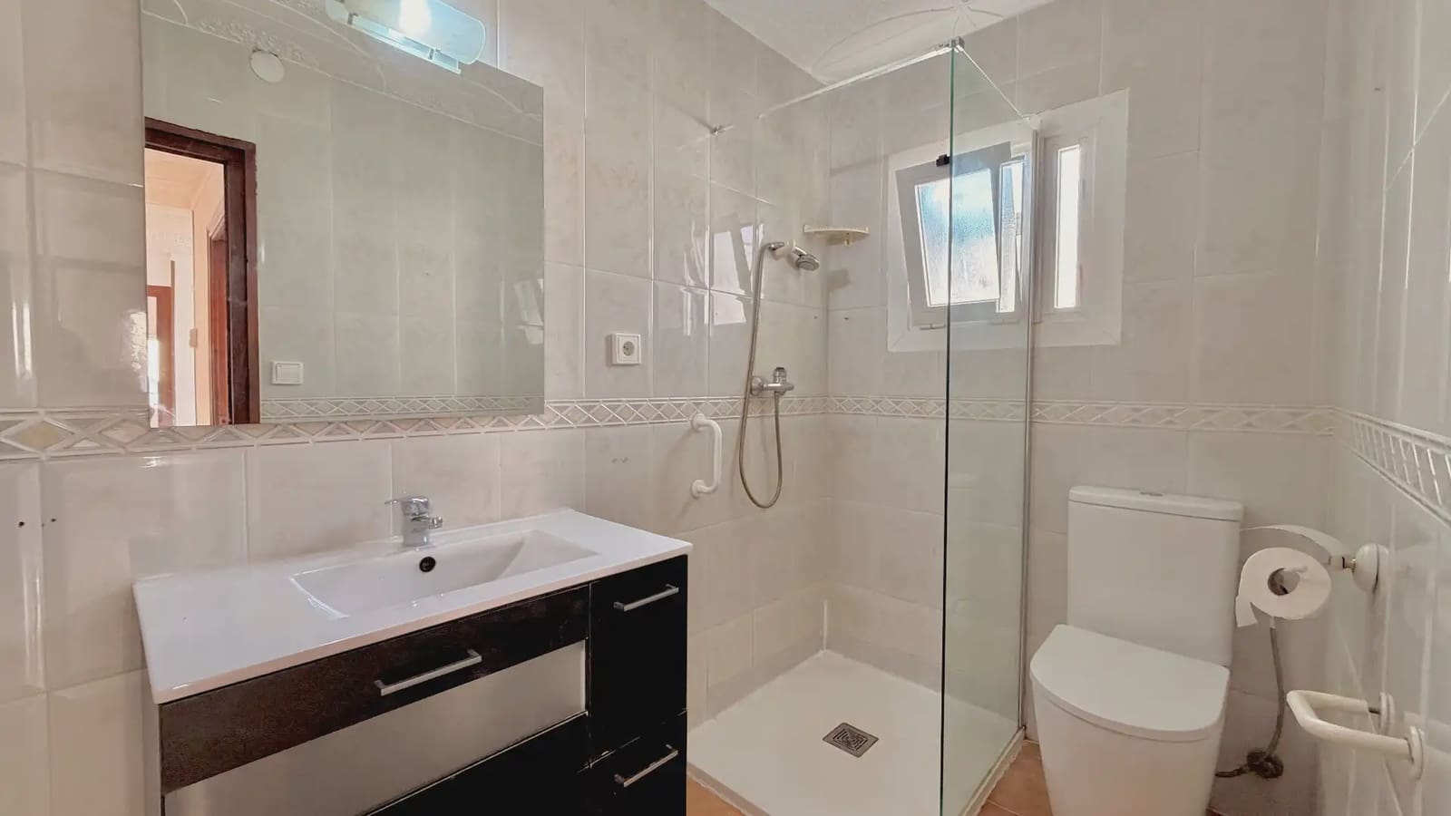 3 bedroom Flat for sale in Platja d'Aro with garage - € 238,000 (Ref: 9736122)