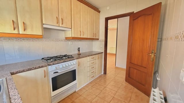 3 bedroom Flat for sale in Platja d'Aro, Castell-Platja d'Aro with garage - € 238,000 (Ref: 9736122)
