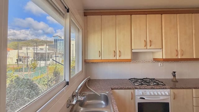 3 bedroom Flat for sale in Platja d'Aro, Castell-Platja d'Aro with garage - € 238,000 (Ref: 9736122)