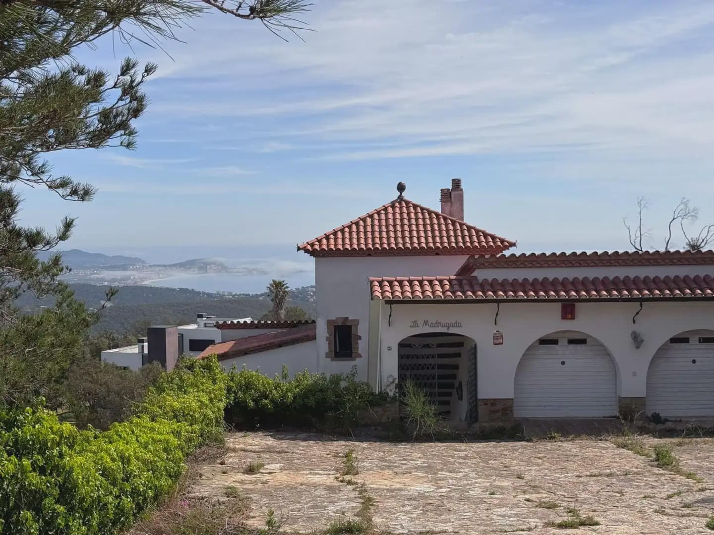 6 makuuhuone Huvila myytävänä paikassa Castell d'Aro mukana 
autotalli - 585 000 € (Ref: 9758135)