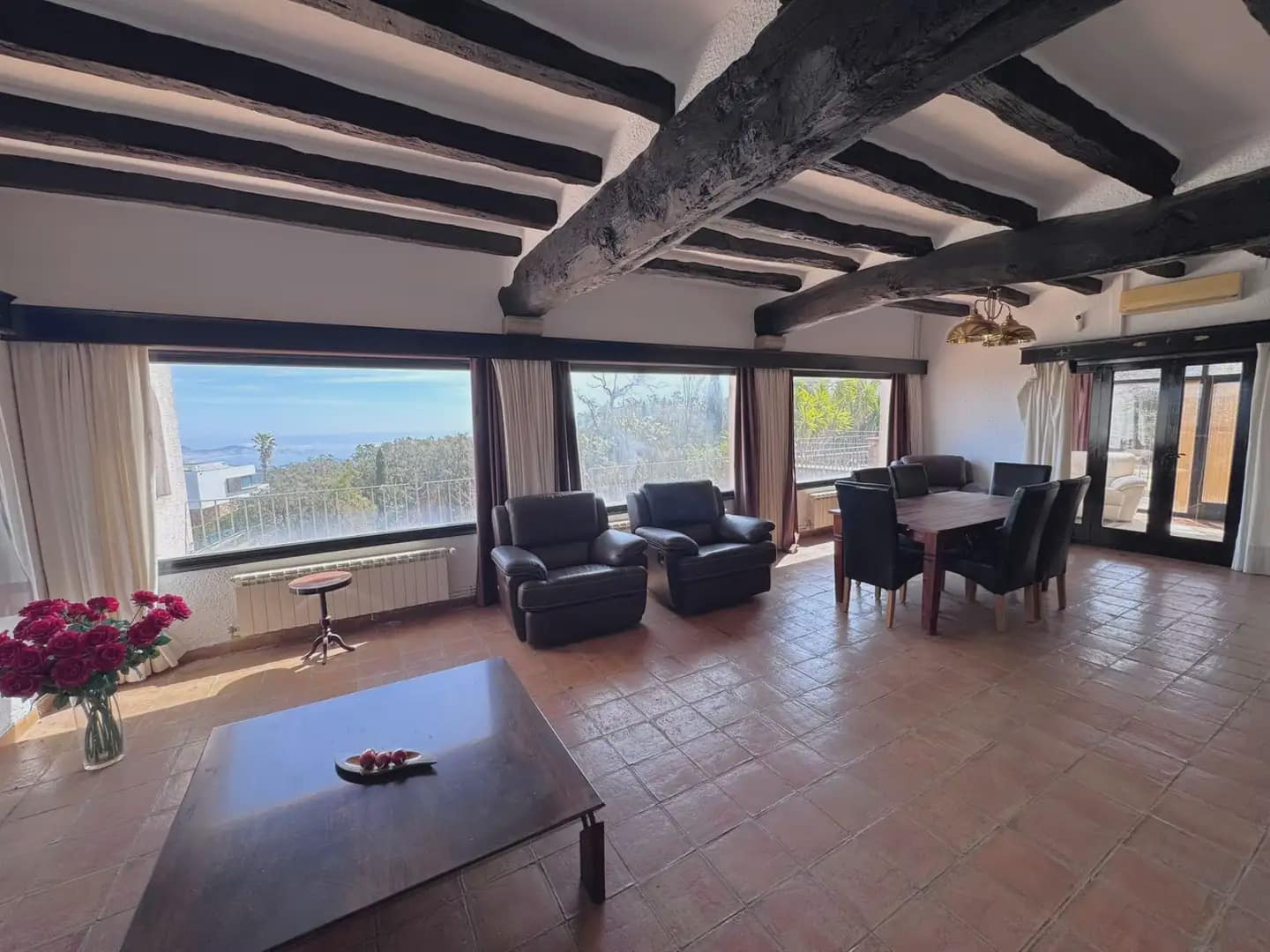 6 makuuhuone Huvila myytävänä paikassa Castell d'Aro mukana 
autotalli - 585 000 € (Ref: 9758135)