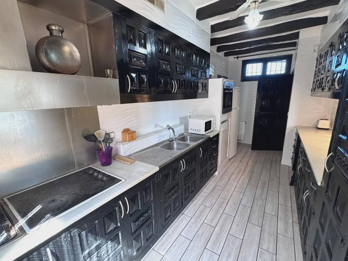 6 makuuhuone Huvila myytävänä paikassa Castell d'Aro mukana 
autotalli - 585 000 € (Ref: 9758135)