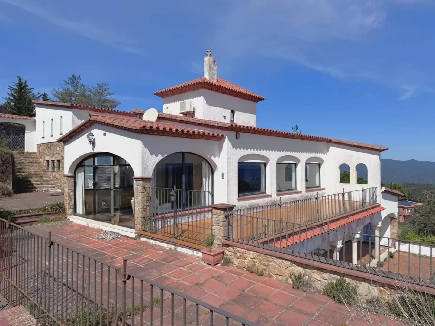 6 makuuhuone Huvila myytävänä paikassa Castell d'Aro mukana 
autotalli - 585 000 € (Ref: 9758135)