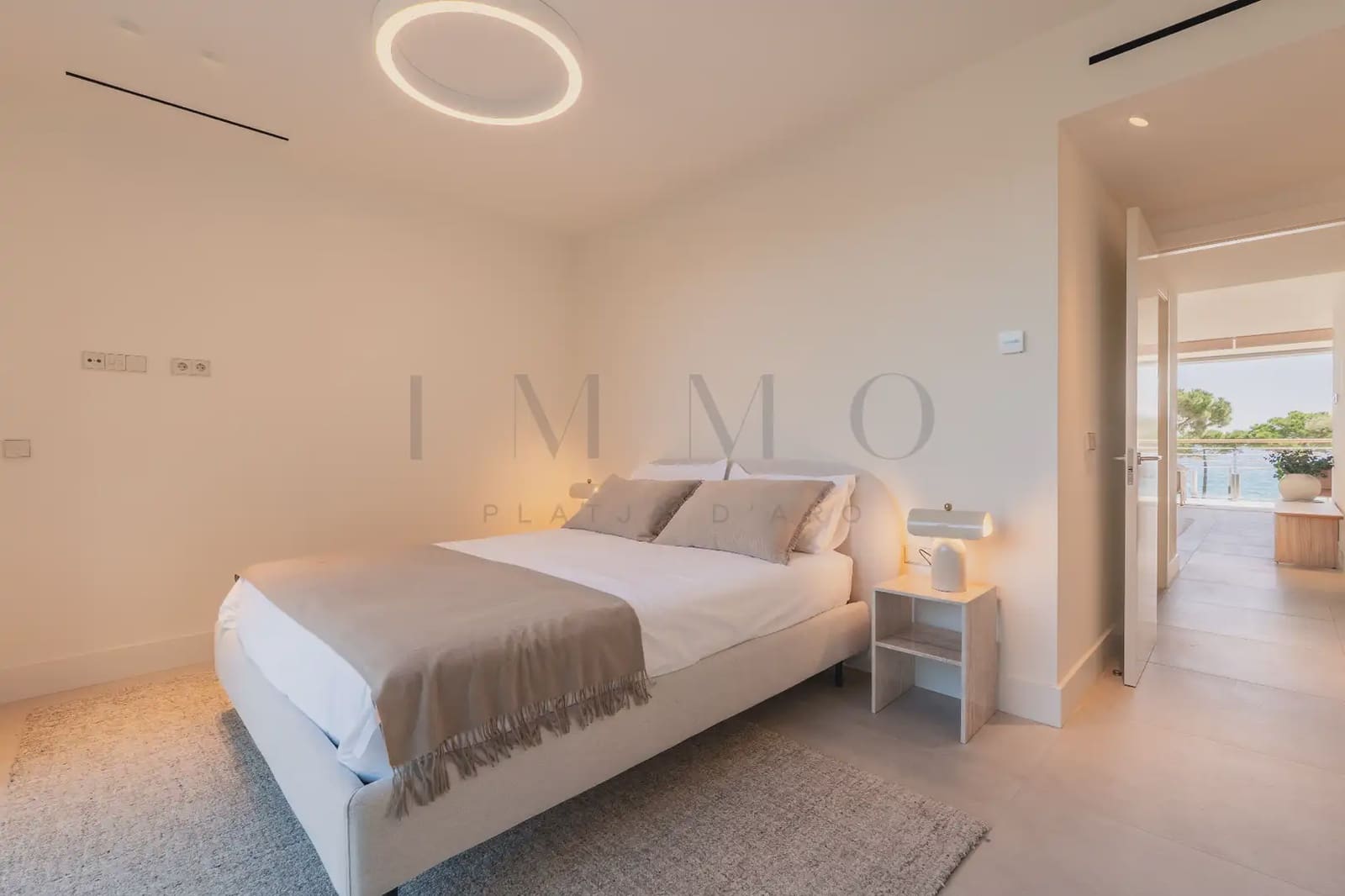 2 bedroom Flat for sale in Platja d'Aro with pool garage - € 1,140,000 (Ref: 9770048)