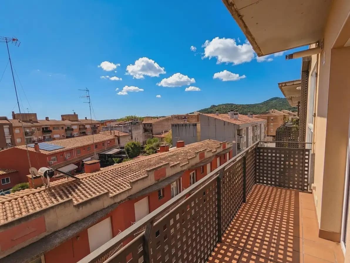Ático de 3 habitaciones en Santa Cristina d'Aro en venta con piscina - 295.000 € (Ref: 9778999)