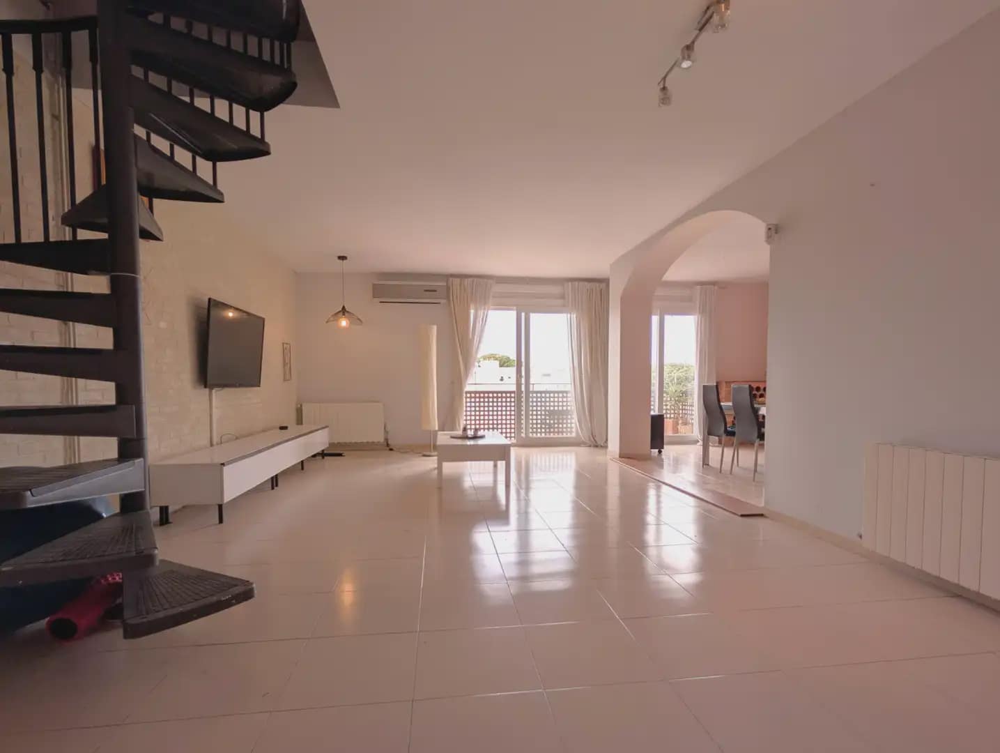 Ático de 3 habitaciones en Santa Cristina d'Aro en venta con piscina - 295.000 € (Ref: 9778999)