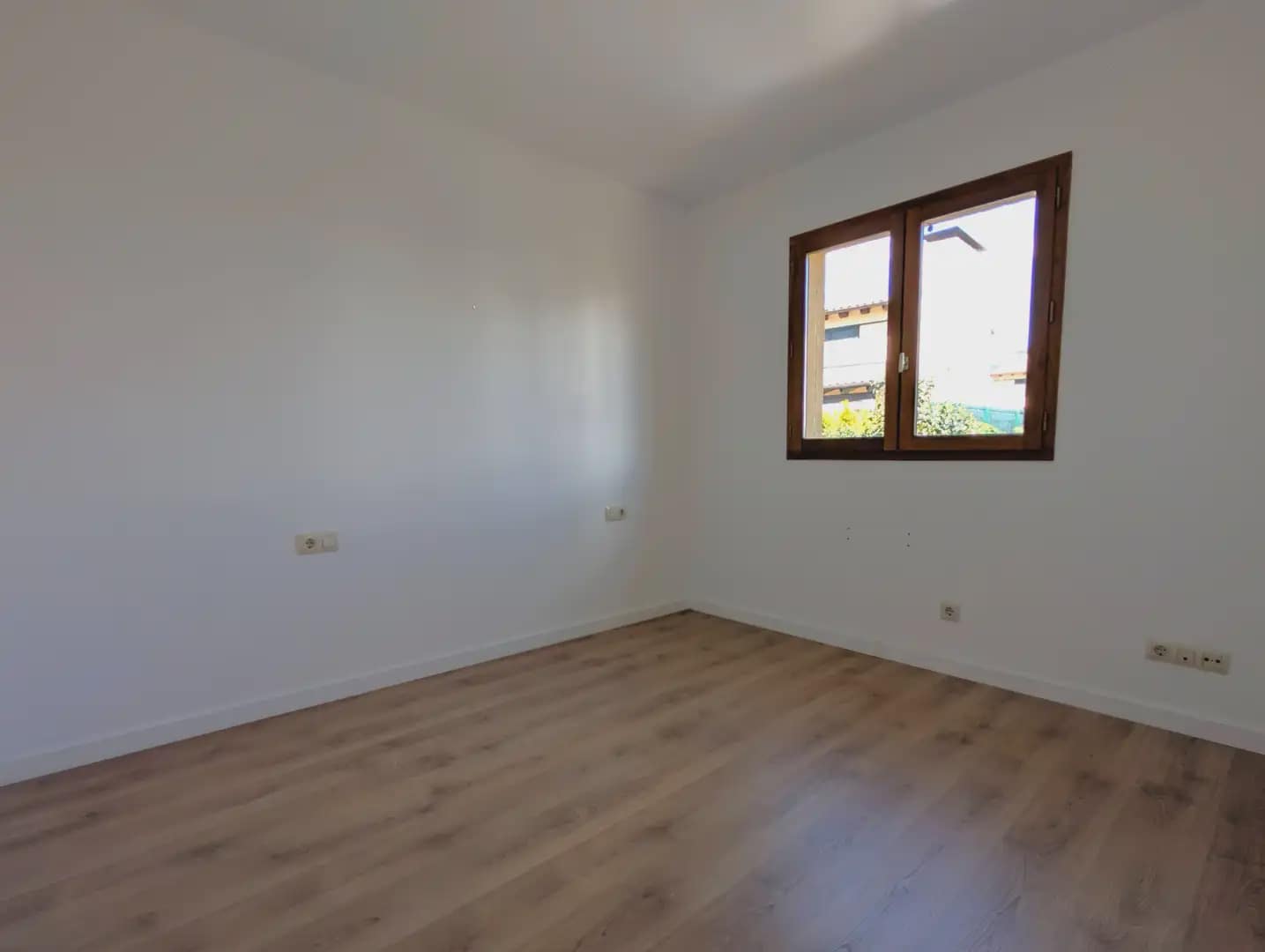 4 bedroom Semi-detached Villa for sale in Santa Cristina d'Aro with garage - € 469,000 (Ref: 9783476)