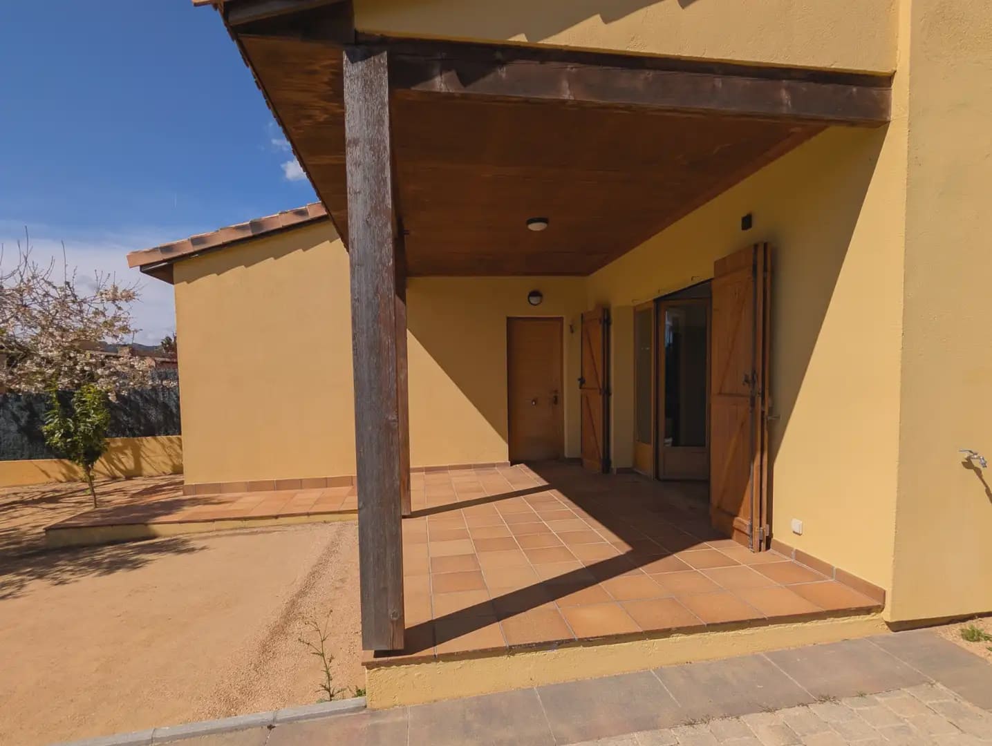 4 bedroom Semi-detached Villa for sale in Santa Cristina d'Aro with garage - € 469,000 (Ref: 9783476)