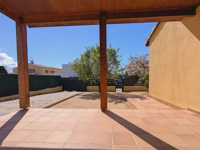 4 camera da letto Villetta Bifamiliare in vendita in Santa Cristina d'Aro con garage - 469.000 € (Rif: 9783476)