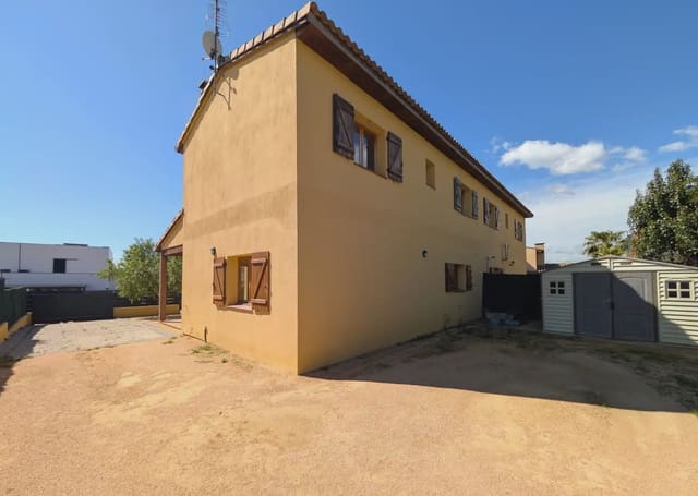 4 camera da letto Villetta Bifamiliare in vendita in Santa Cristina d'Aro con garage - 469.000 € (Rif: 9783476)