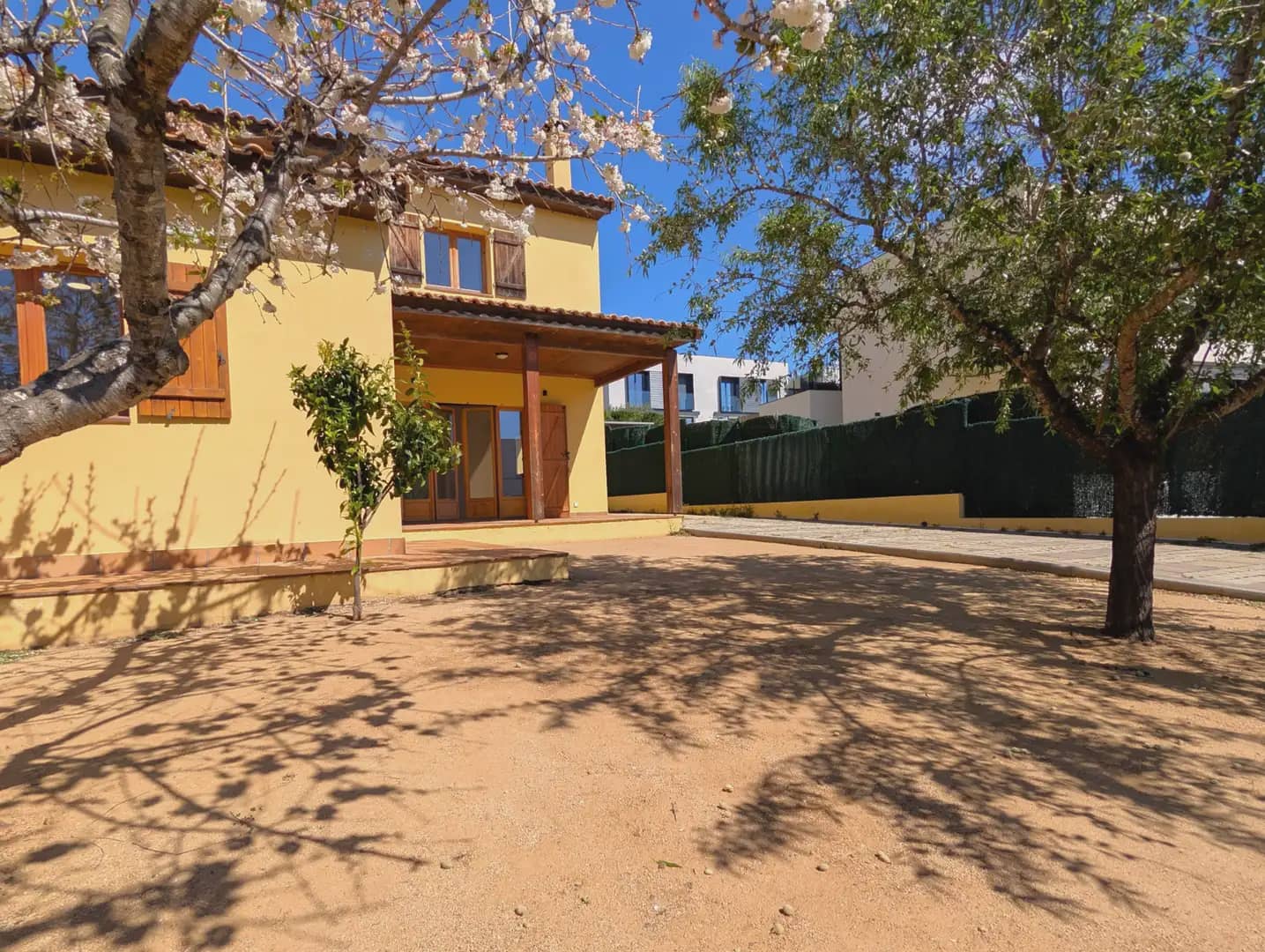 4 bedroom Semi-detached Villa for sale in Santa Cristina d'Aro with garage - € 469,000 (Ref: 9783476)