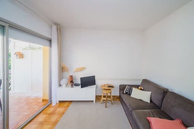 1 chambre Appartement de Plage à vendre à Castell d'Aro, Castell-Platja d'Aro avec piscine - 185 000 € (Ref: 9784438)