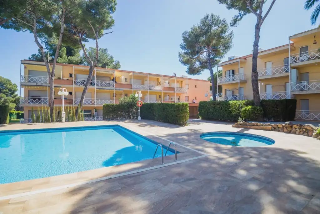 1 chambre Appartement de Plage à vendre à Castell d'Aro avec piscine - 185 000 € (Ref: 9784438)