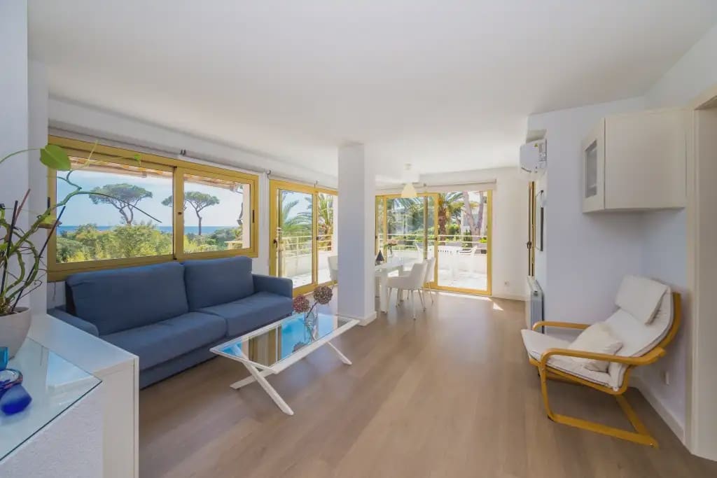 1 sypialnia Apartament przy plaży na sprzedaż w S'Agaro z basenem garażem - 335 000 € (Ref: 9794923)