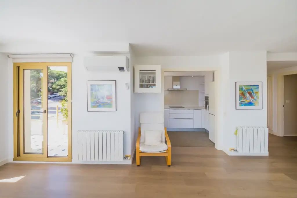 1 sypialnia Apartament przy plaży na sprzedaż w S'Agaro z basenem garażem - 335 000 € (Ref: 9794923)