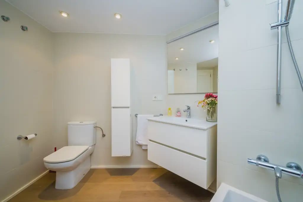 1 sypialnia Apartament przy plaży na sprzedaż w S'Agaro z basenem garażem - 335 000 € (Ref: 9794923)