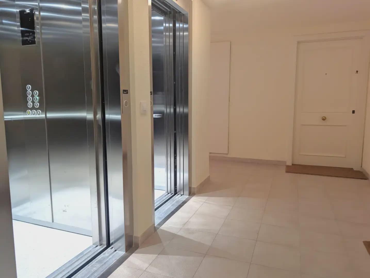 1 sypialnia Apartament przy plaży na sprzedaż w S'Agaro z basenem garażem - 335 000 € (Ref: 9794923)