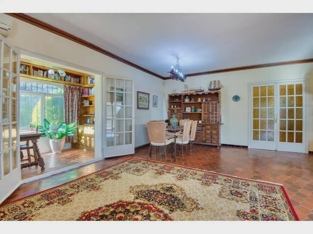 4 chambre Villa/Maison à vendre à S'Agaro avec piscine garage - 850 000 € (Ref: 9795603)