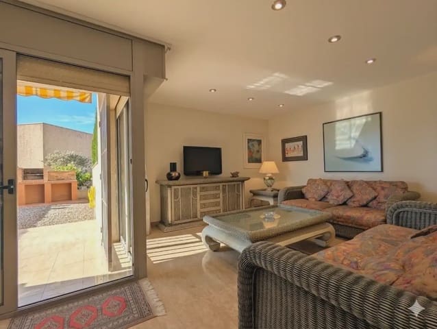 3 soveværelse Strandlejlighed til salg i Platja d'Aro, Castell-Platja d'Aro med garage - € 700.000 (Ref: 9814410)