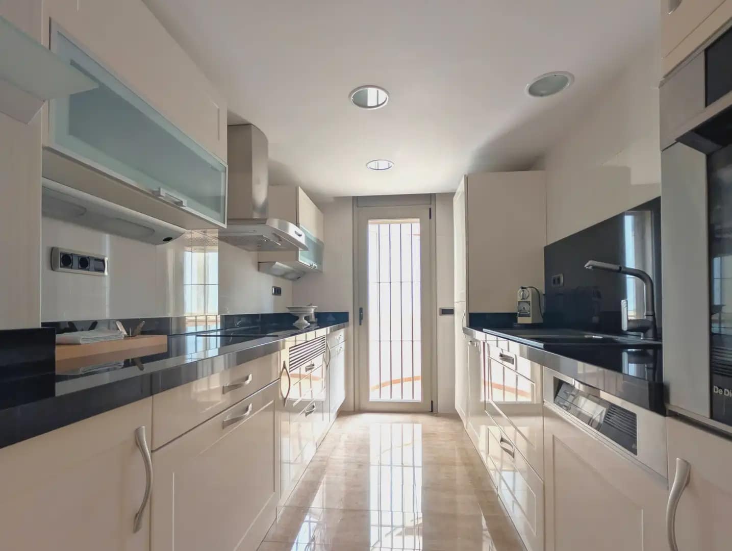 3 soveværelse Strandlejlighed til salg i Platja d'Aro med garage - € 700.000 (Ref: 9814410)