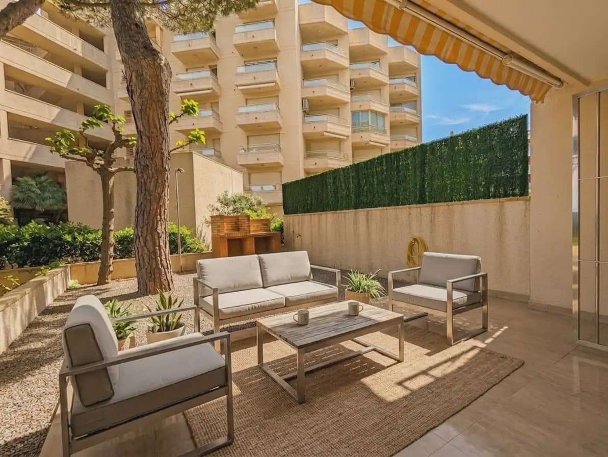 3 soveværelse Strandlejlighed til salg i Platja d'Aro med garage - € 700.000 (Ref: 9814410)