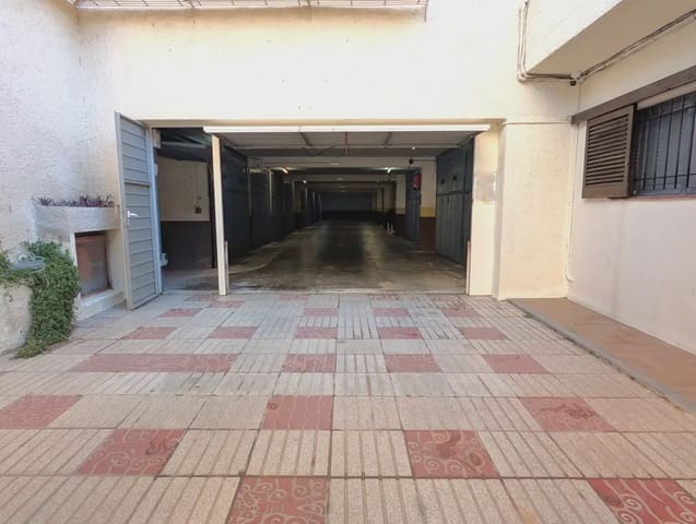 Garage zu verkaufen in Platja d'Aro, Castell-Platja d'Aro - 30.000 € (Ref: 9818419)