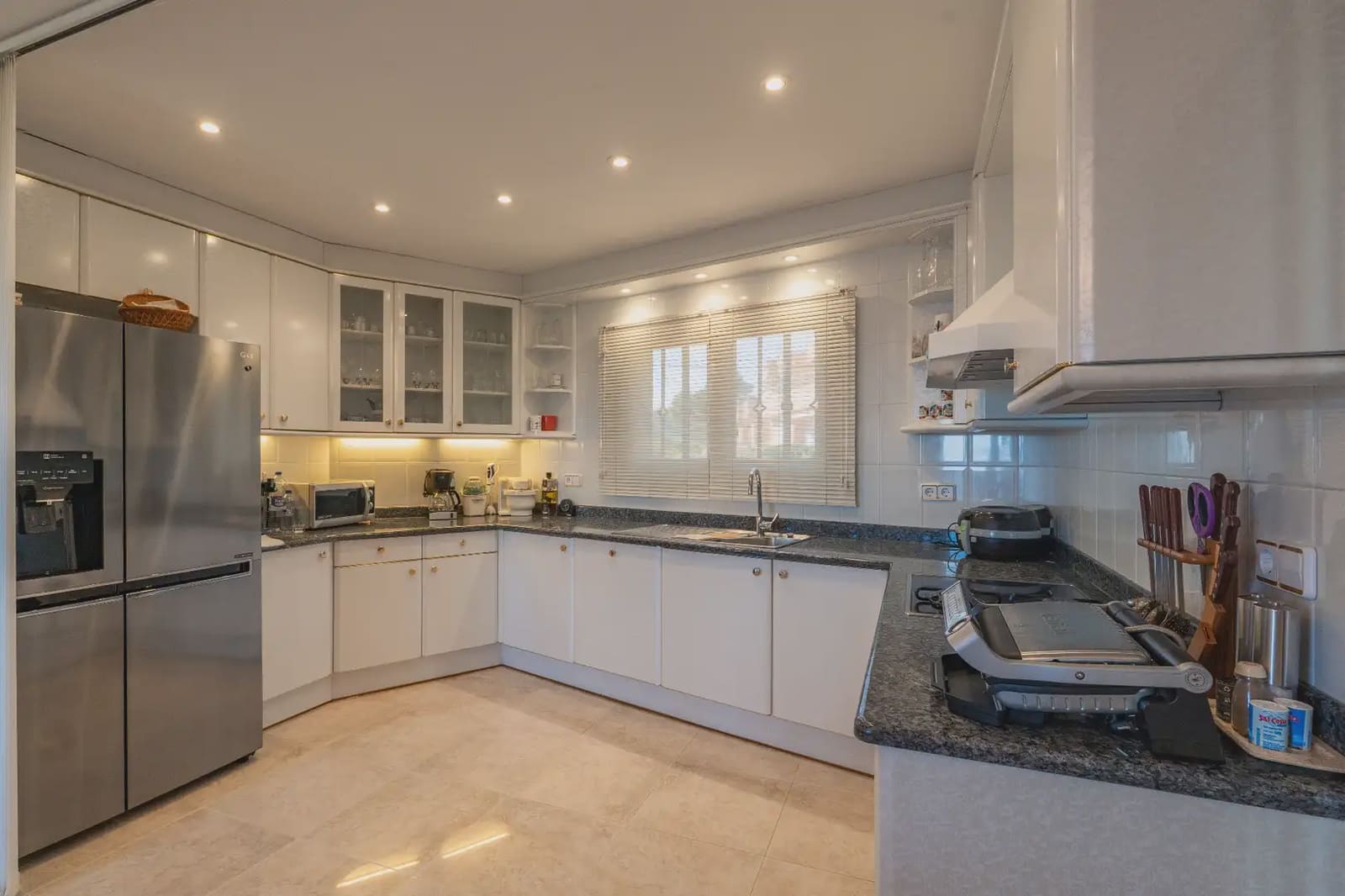 4 bedroom Villa for sale in Begur with pool garage - € 2,800,000 (Ref: 9818462)