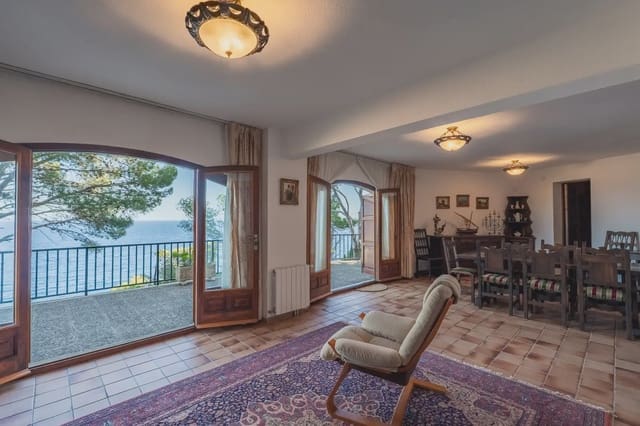 4 soveværelse Villa til salg i Begur med swimmingpool garage - € 2.800.000 (Ref: 9818462)
