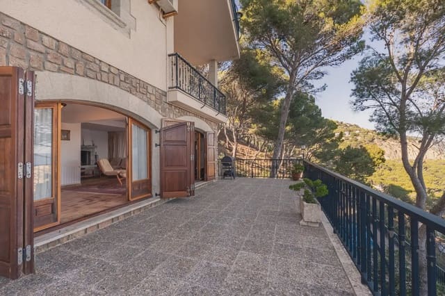 4 soveværelse Villa til salg i Begur med swimmingpool garage - € 2.800.000 (Ref: 9818462)