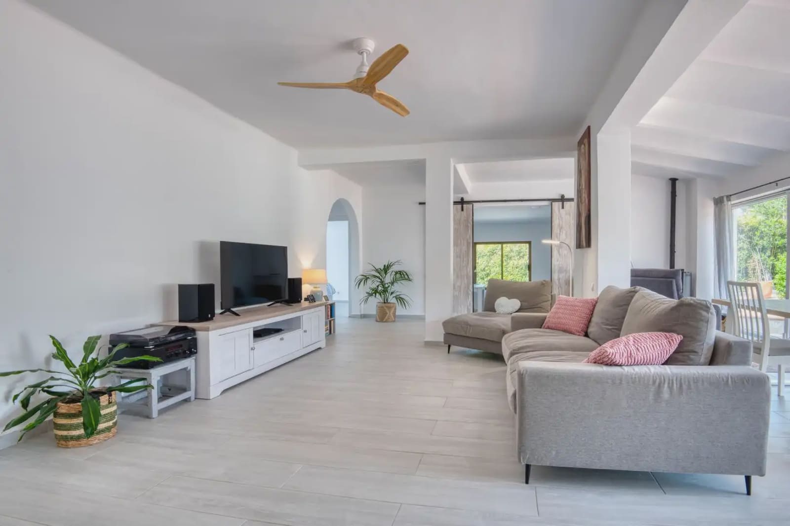 4 slaapkamer Villa te koop in Santa Cristina d'Aro met zwembad garage - € 495.000 (Ref: 9818726)
