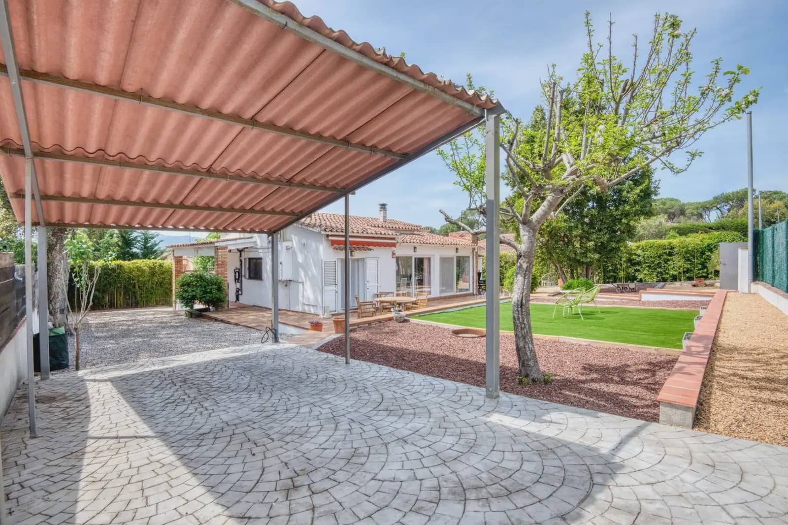 4 slaapkamer Villa te koop in Santa Cristina d'Aro met zwembad garage - € 495.000 (Ref: 9818726)