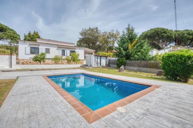 4 slaapkamer Villa te koop in Santa Cristina d'Aro met zwembad garage - € 495.000 (Ref: 9818726)
