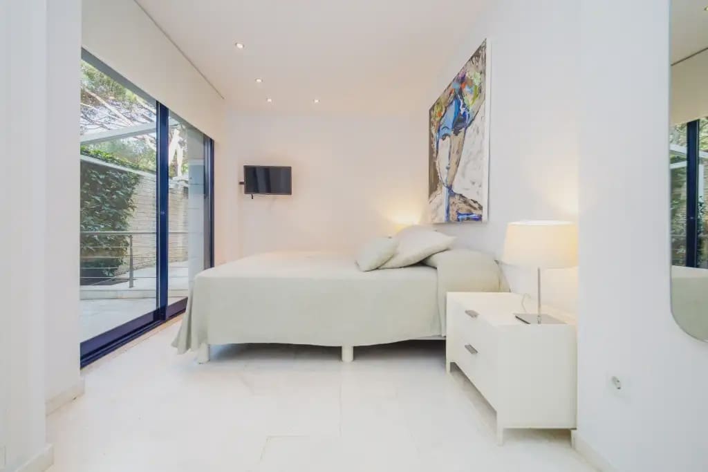 Flat for sale in Platja d'Aro with pool garage - € 665,000 (Ref: 9825811)