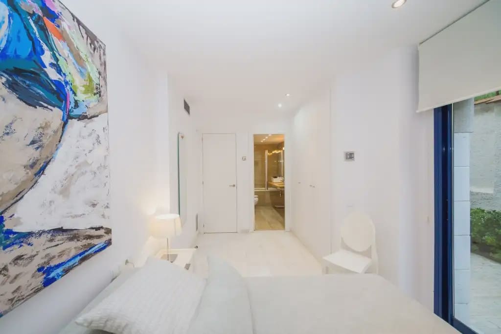 Flat for sale in Platja d'Aro with pool garage - € 665,000 (Ref: 9825811)