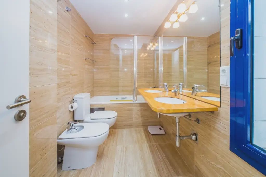 Flat for sale in Platja d'Aro with pool garage - € 665,000 (Ref: 9825811)