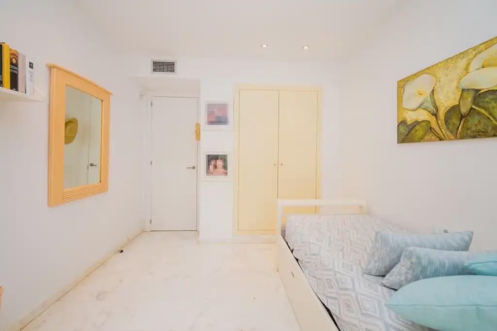 Flat for sale in Platja d'Aro with pool garage - € 665,000 (Ref: 9825811)