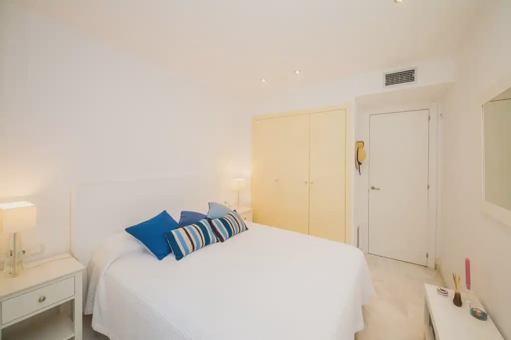 Flat for sale in Platja d'Aro with pool garage - € 665,000 (Ref: 9825811)