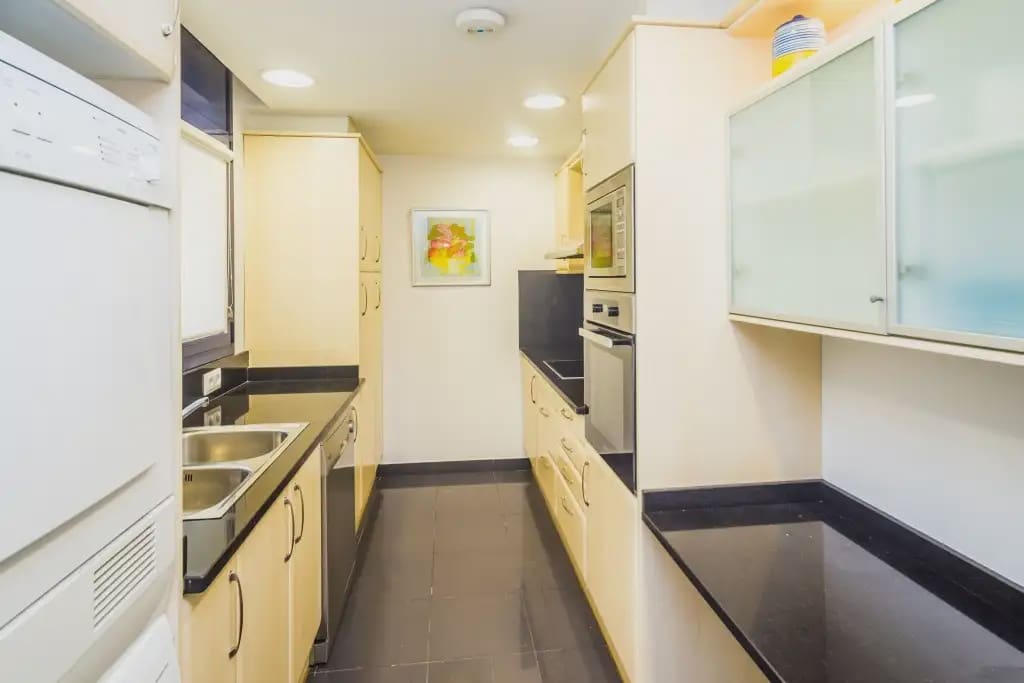 Flat for sale in Platja d'Aro with pool garage - € 665,000 (Ref: 9825811)