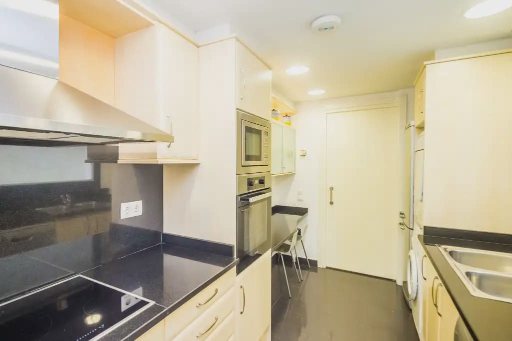 Flat for sale in Platja d'Aro with pool garage - € 665,000 (Ref: 9825811)
