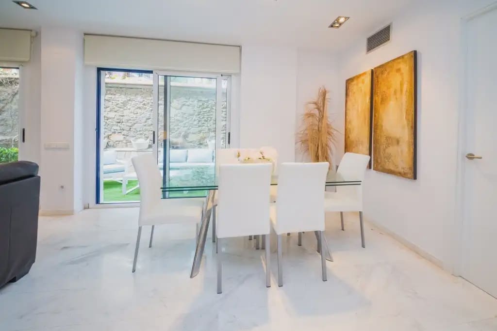 Flat for sale in Platja d'Aro with pool garage - € 665,000 (Ref: 9825811)